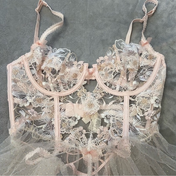 New! for love and lemons mae teddy with garters 10802 - Picture 10 of 14